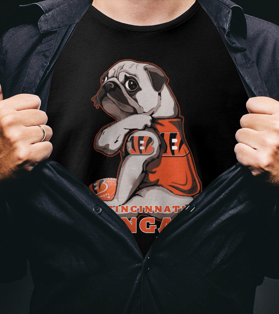 Cincinnati Bengals Pug Football T-Shirt