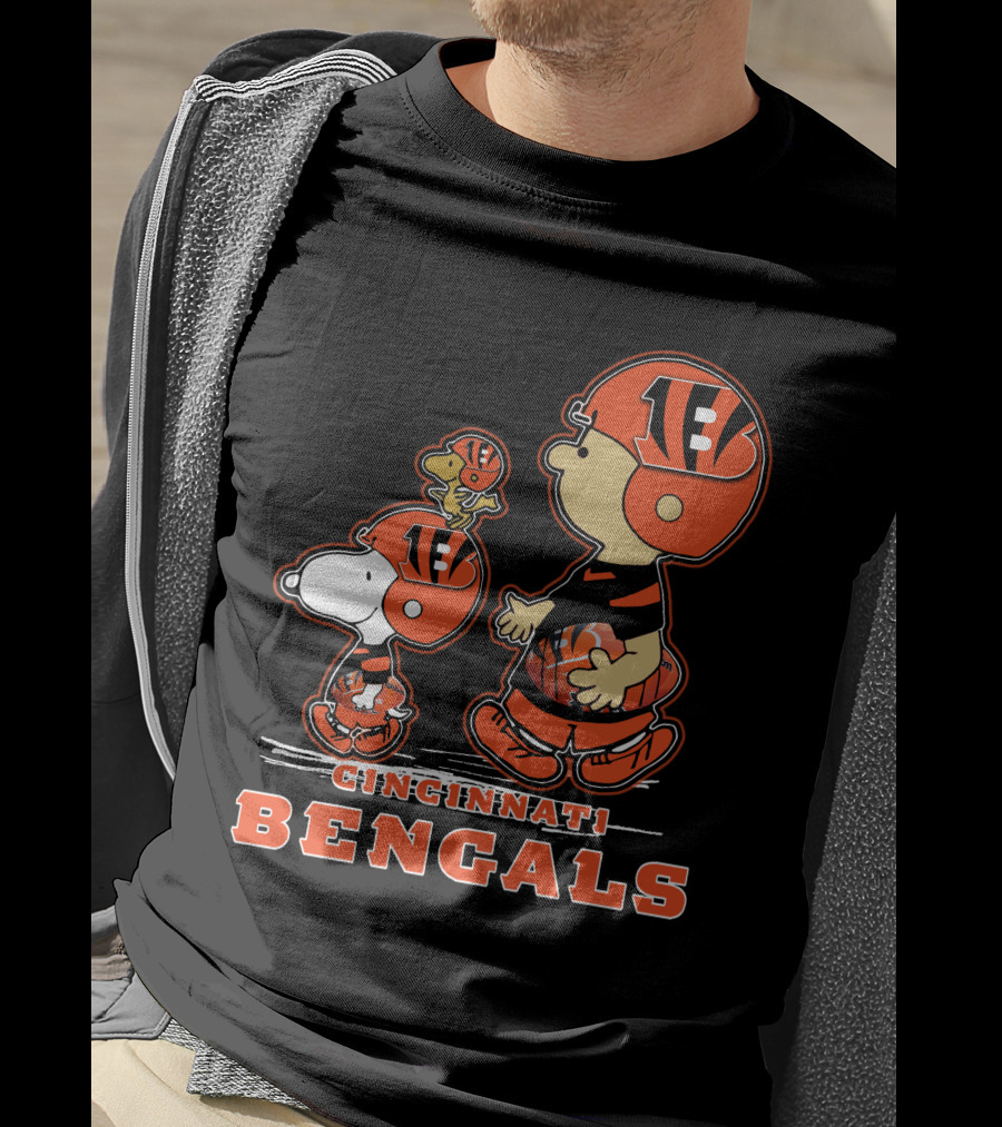 Cincinnati Bengals Peanuts Football Characters T-Shirt