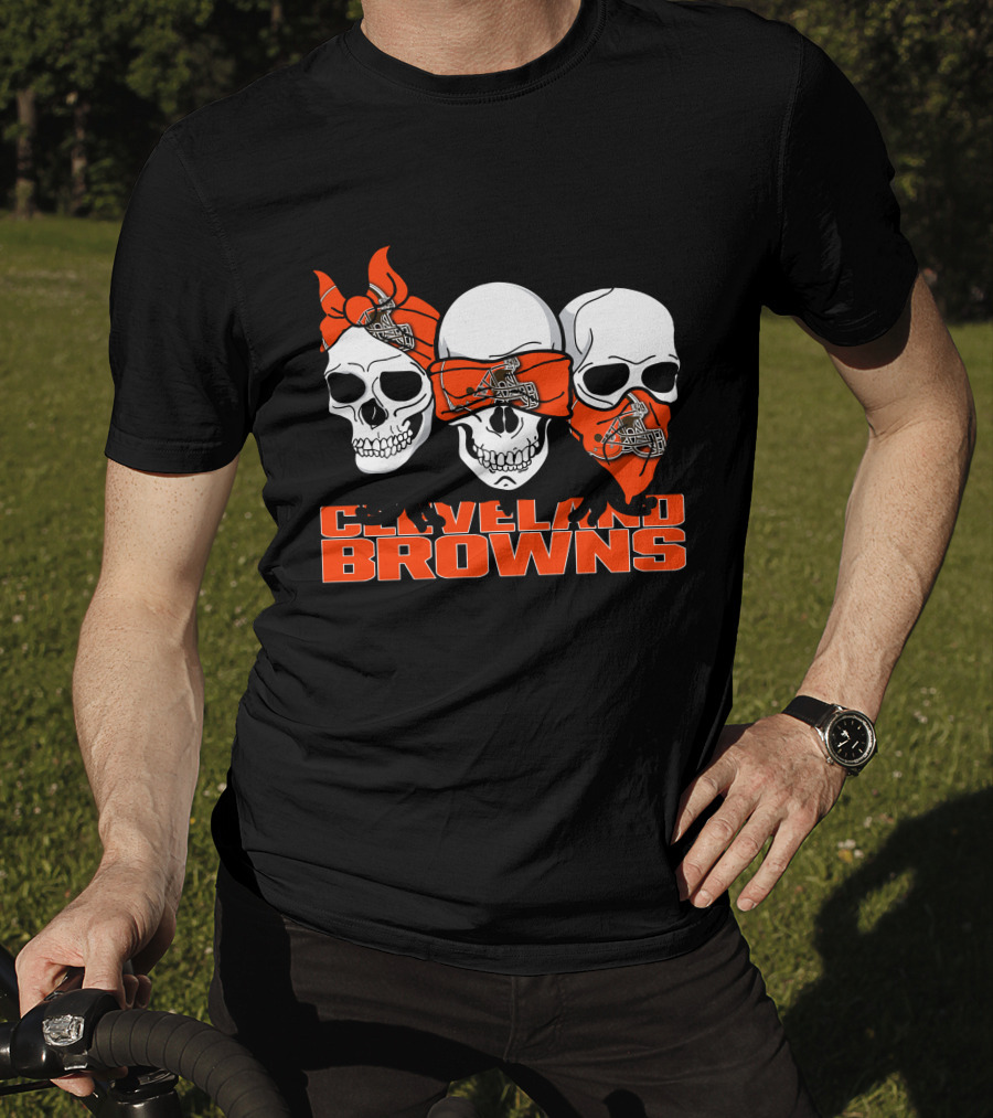 3 Skull CLEVELAND BROWNS Helmet Bandanas T-Shirt