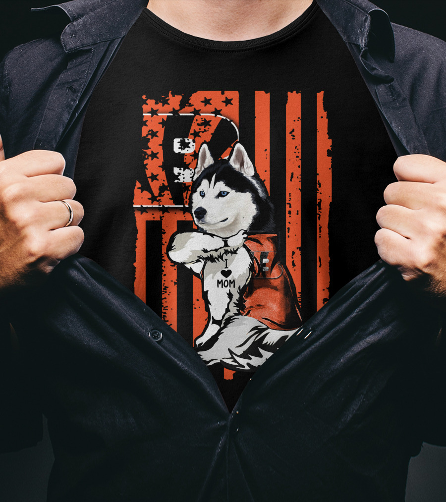 Siberian Husky In Cincinnati Bengals Jersey With I Heart Mom Tattoo On American Flag Background T-Shirt
