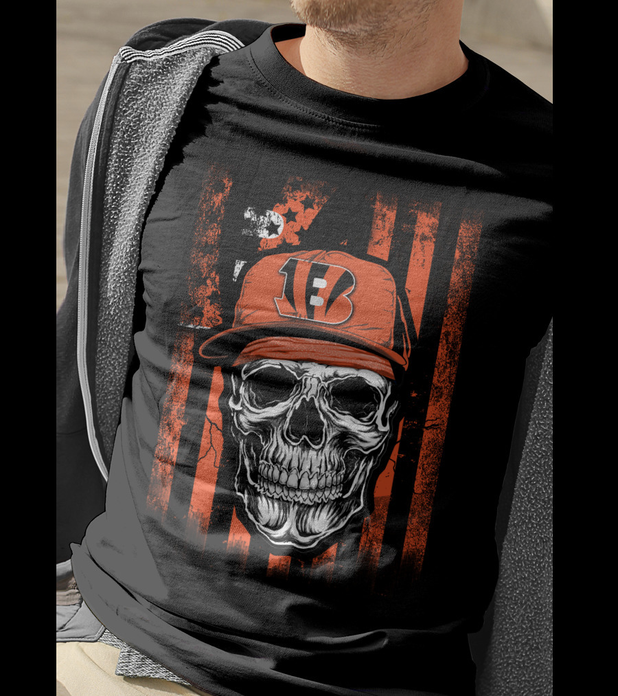 Skull Cincinnati Bengals Logo Hat With Stripes Background T-Shirt