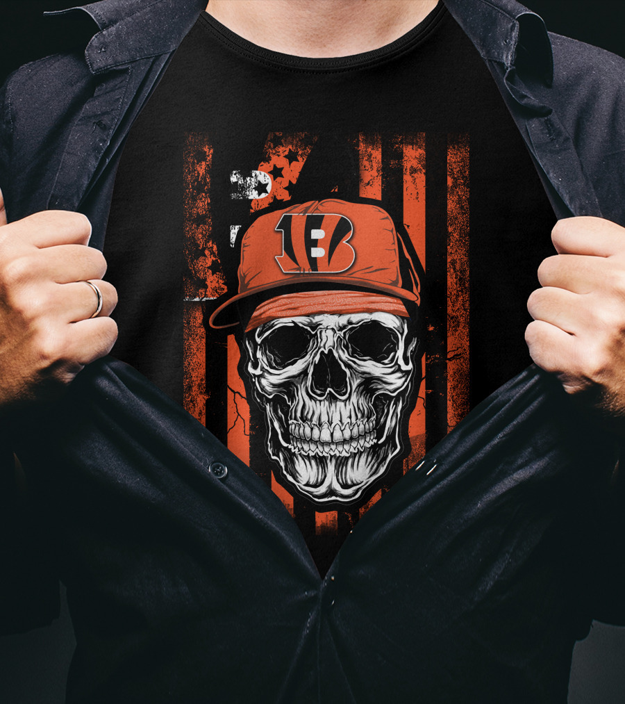 Skull Cincinnati Bengals Logo Hat With Stripes Background T-Shirt