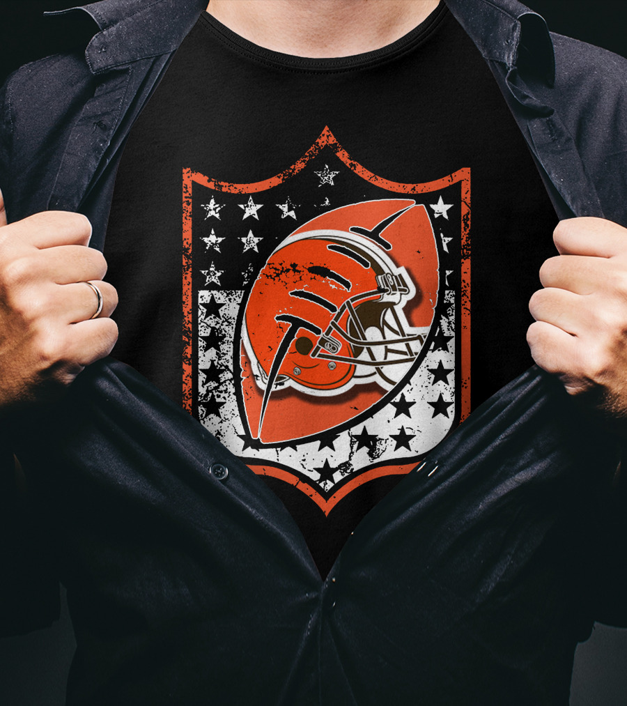 Cleveland Browns Helmet Stars And Stripes T-Shirt