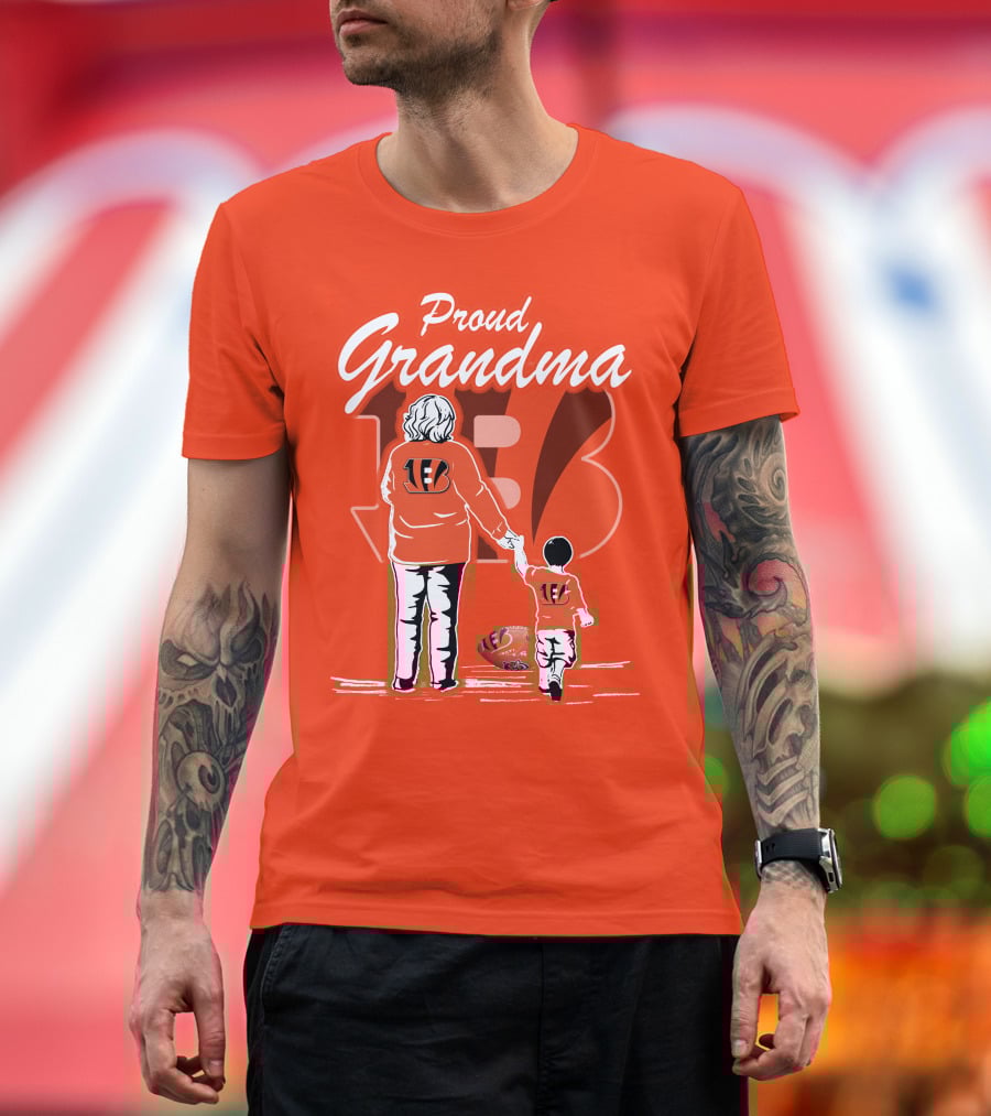 Proud Grandma Cincinnati Bengals Family Spirit Football Fan T-Shirt