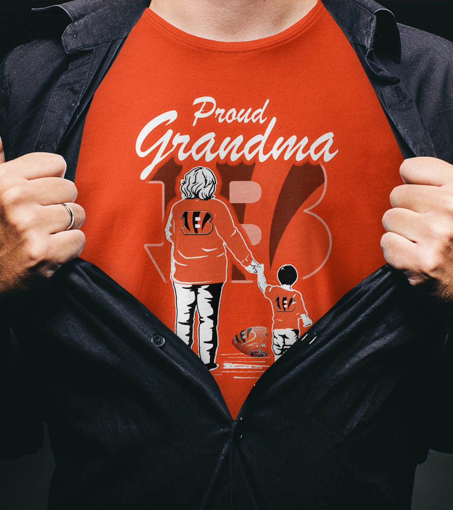 Proud Grandma Cincinnati Bengals Family Spirit Football Fan T-Shirt