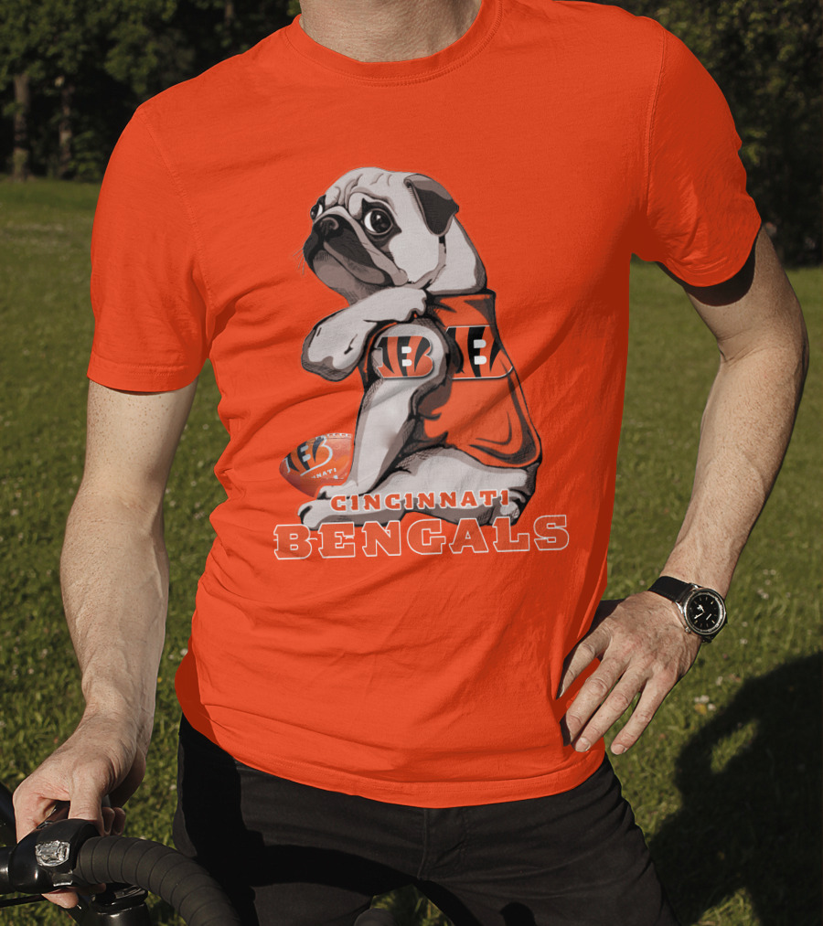 Cincinnati Bengals Pug Football Fan T-Shirt