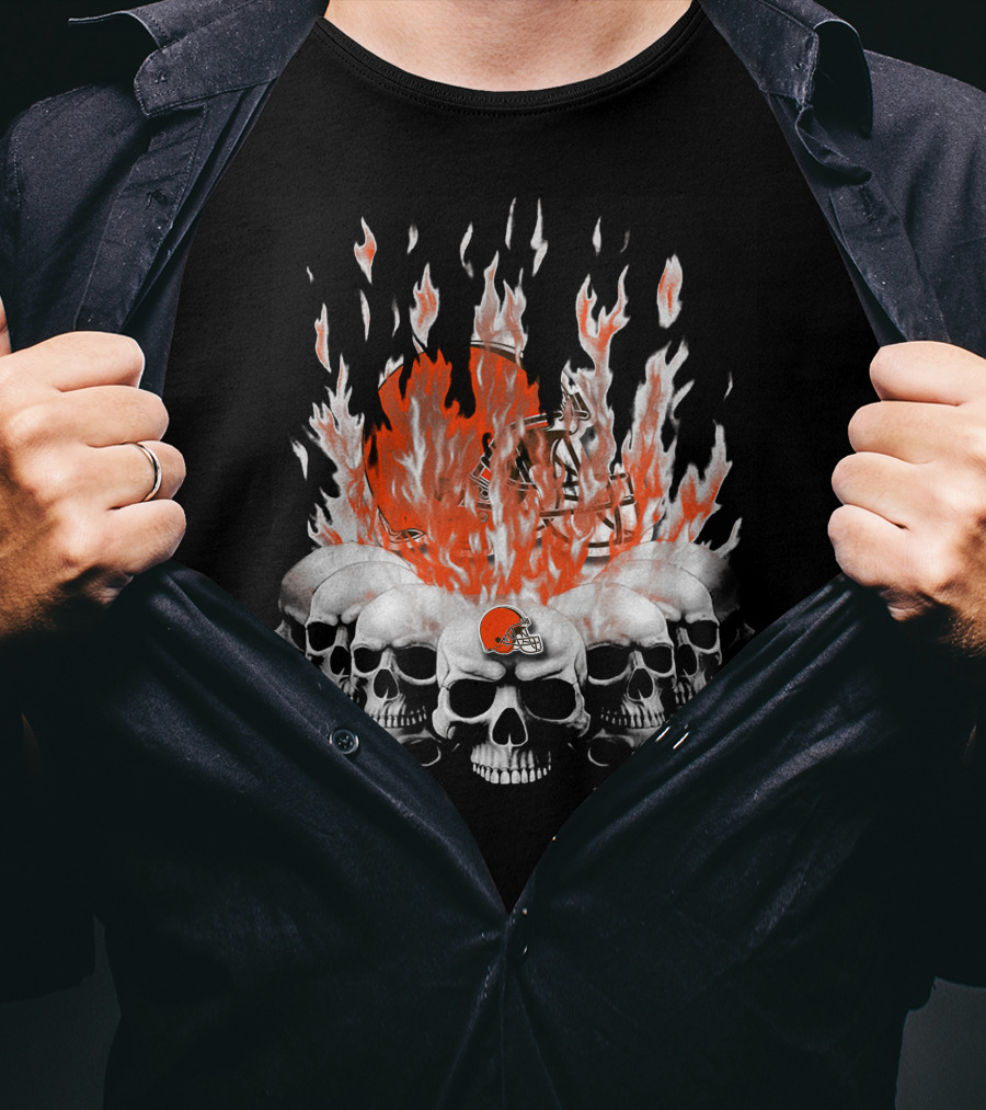 Cleveland Browns 37 Flaming Skull Helmet T-Shirt