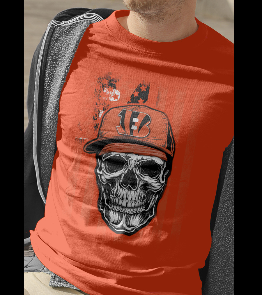 Skull V1 Cincinnati Bengals Hat American Flag Stripes T-Shirt
