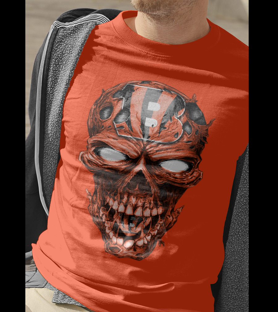 Cincinnati Bengals Skull V2 Creepy Horror Fan Gear T-Shirt