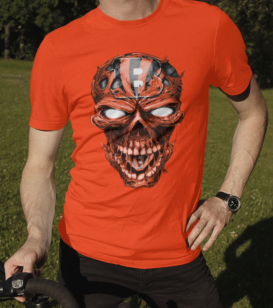 Cincinnati Bengals Skull V2 Creepy Horror Fan Gear T-Shirt