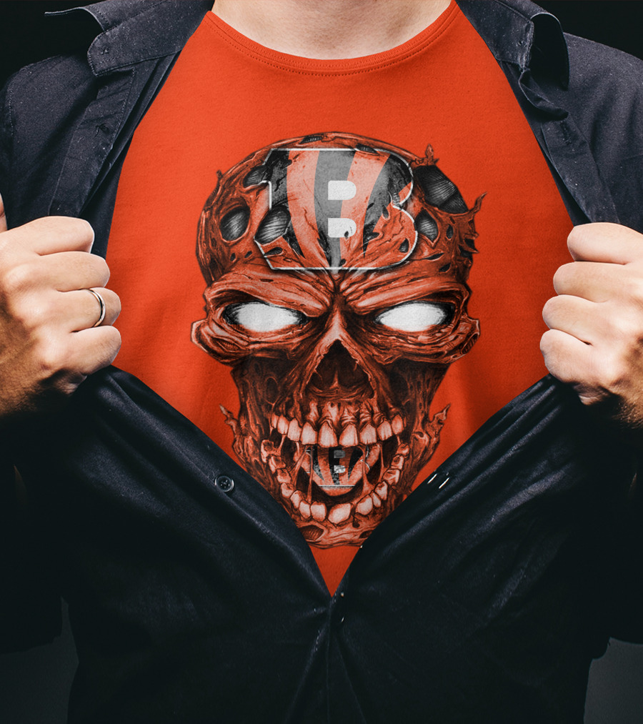 Cincinnati Bengals Skull V2 Creepy Horror Fan Gear T-Shirt