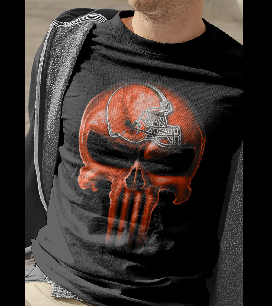Skull Helmet Cleveland Browns T-Shirt