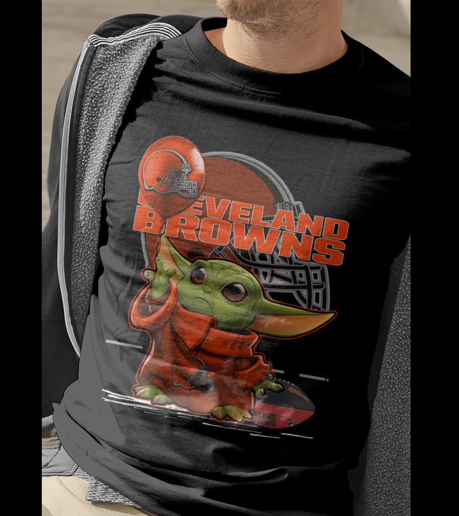 Yoda CLEVELAND BROWNS Football Helmet And Baby Yoda In Jersey T-Shirt