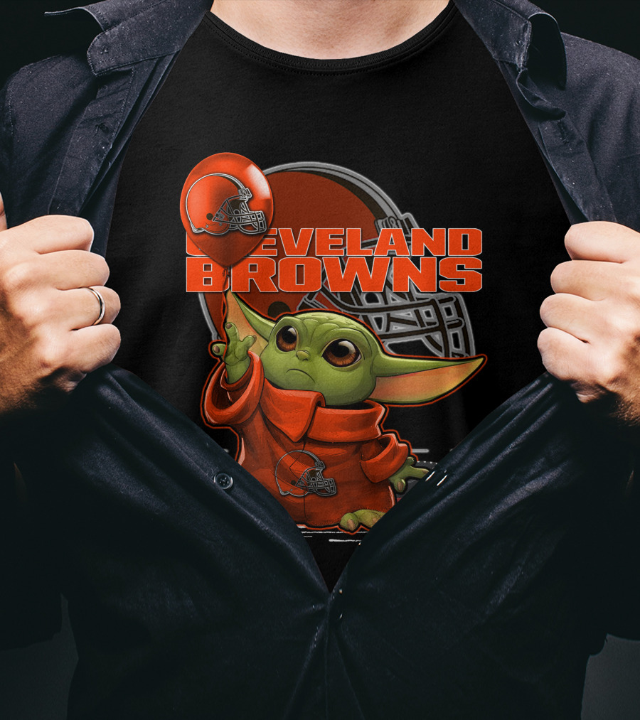 Yoda CLEVELAND BROWNS Football Helmet And Baby Yoda In Jersey T-Shirt