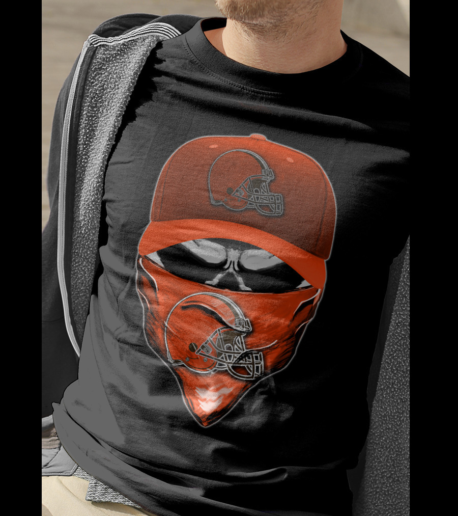 Skull Cleveland Browns Helmet Bandana Cap T-Shirt