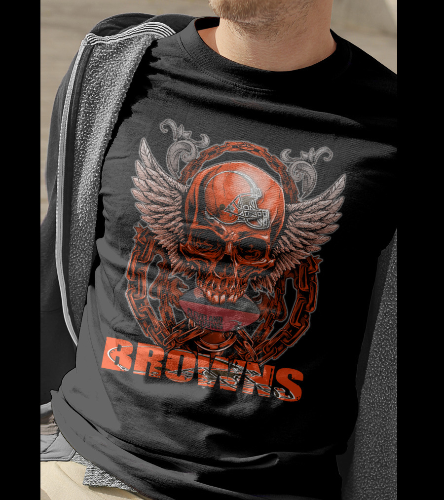 Cleveland Browns Winged Skull Football Chain T-Shirt