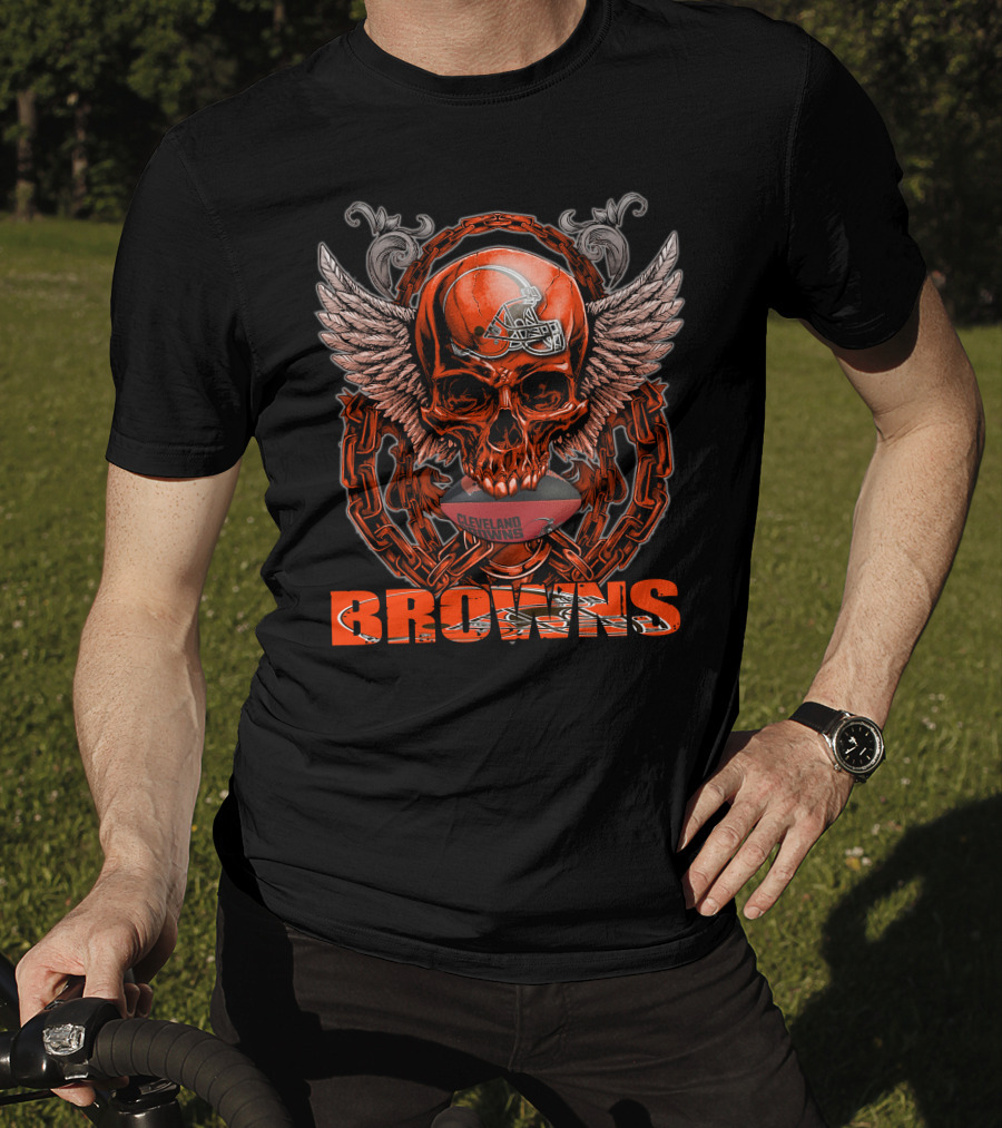 Cleveland Browns Winged Skull Football Chain T-Shirt