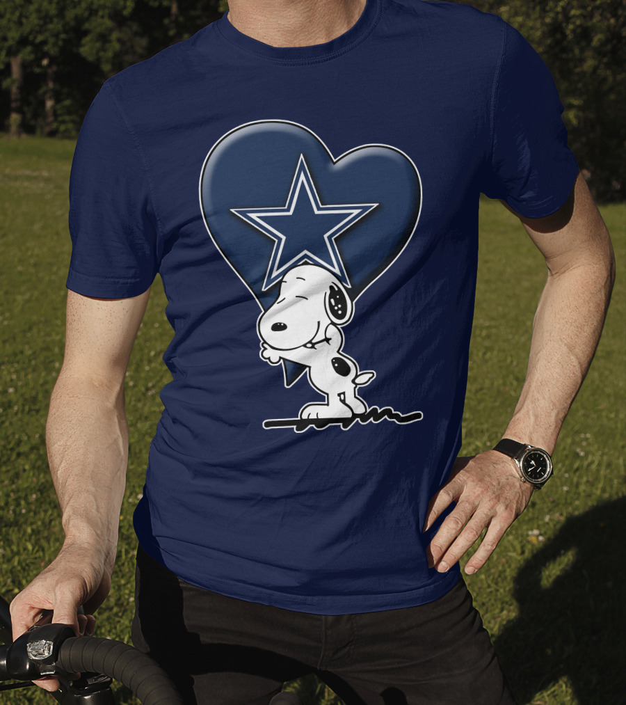 Snoopy Hugging Heart With Dallas Cowboys Star T-Shirt