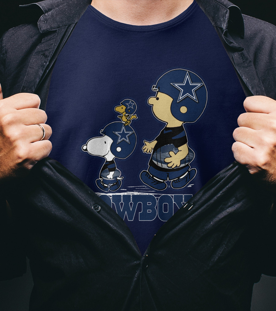 Snoopy Charlie Brown Dallas Cowboys Football Stars T-Shirt