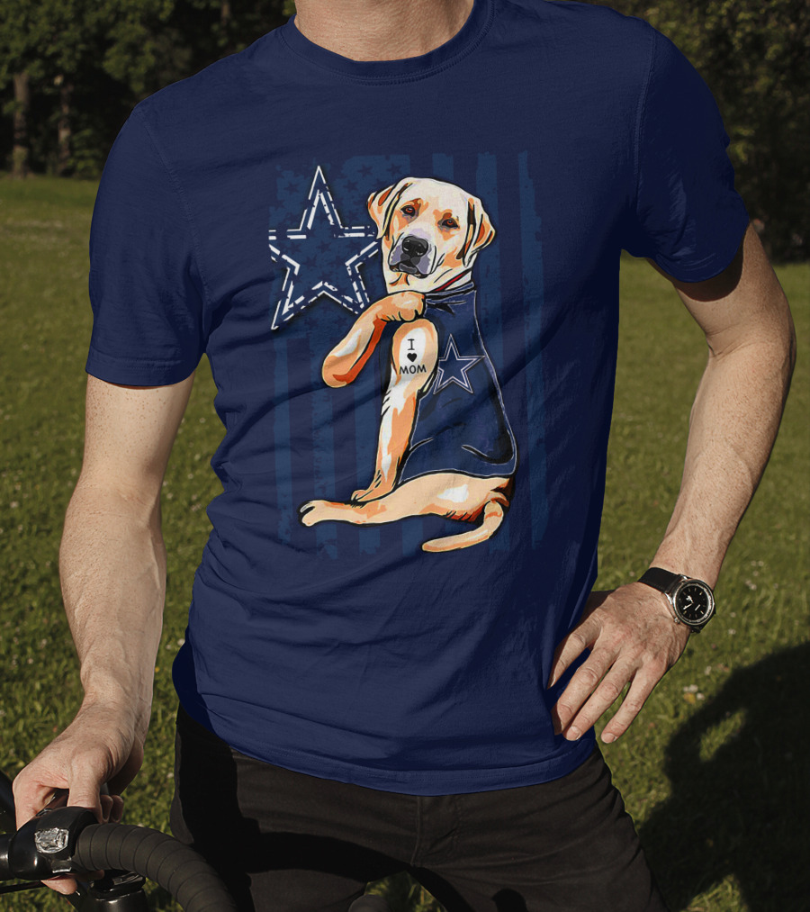 Labrador Retriever Loves Mom Dallas Cowboys Fan T-Shirt