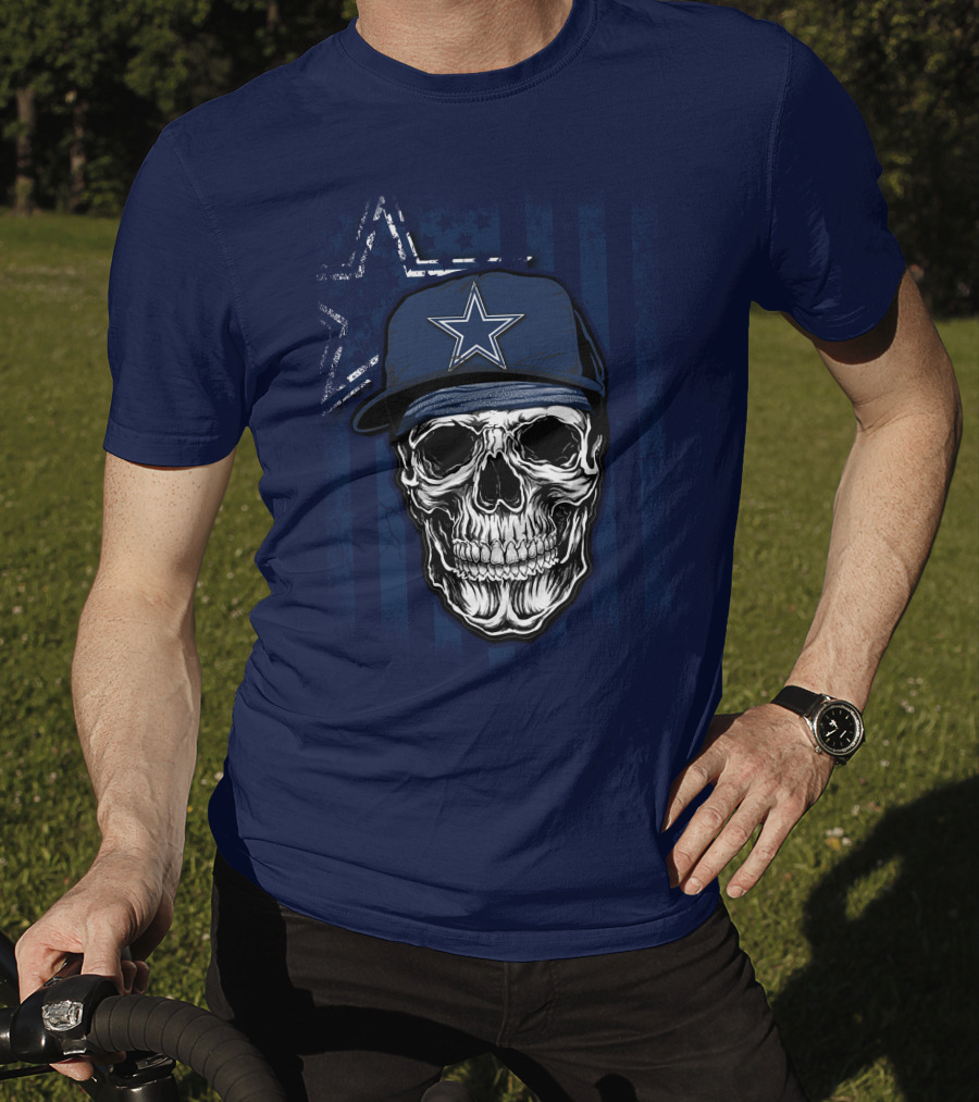 Skull Dallas Cowboys Star Cap With Stripes Background T-Shirt