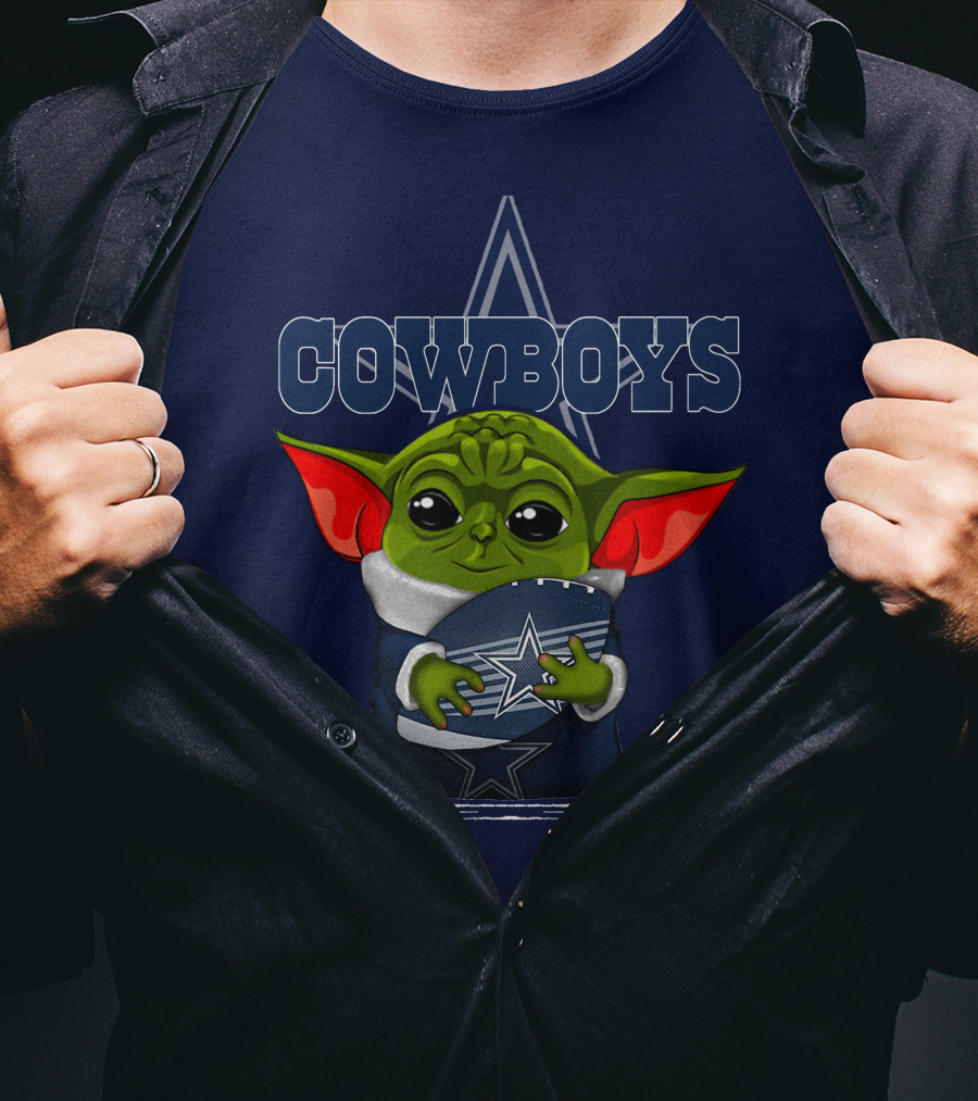 COWBOYS Yoda Holding Football Star T-Shirt