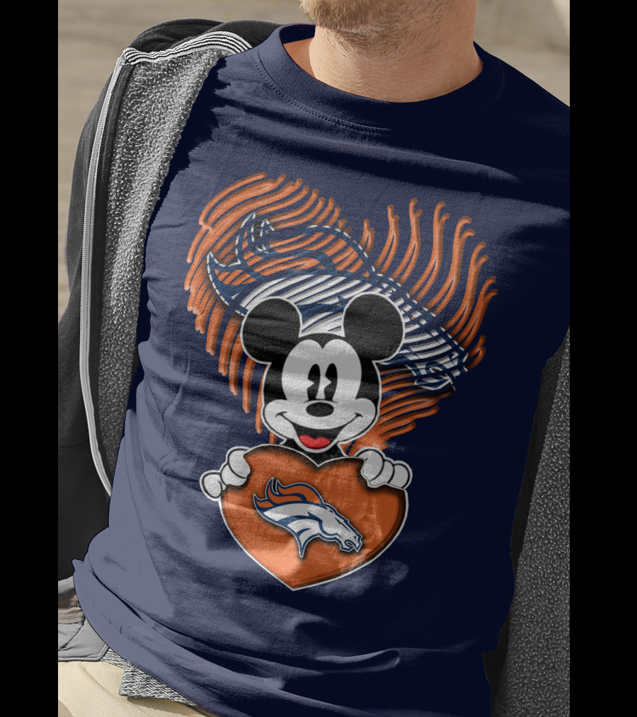 Mickey Mouse Holding Denver Broncos Logo Heart With Bronco Horse Outline T-Shirt