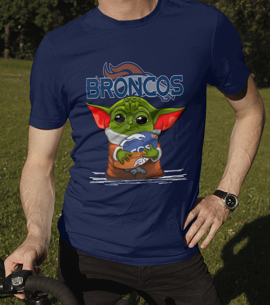 Yoda Holding Denver Broncos Logo With Baby Alien In Orange Robe T-Shirt
