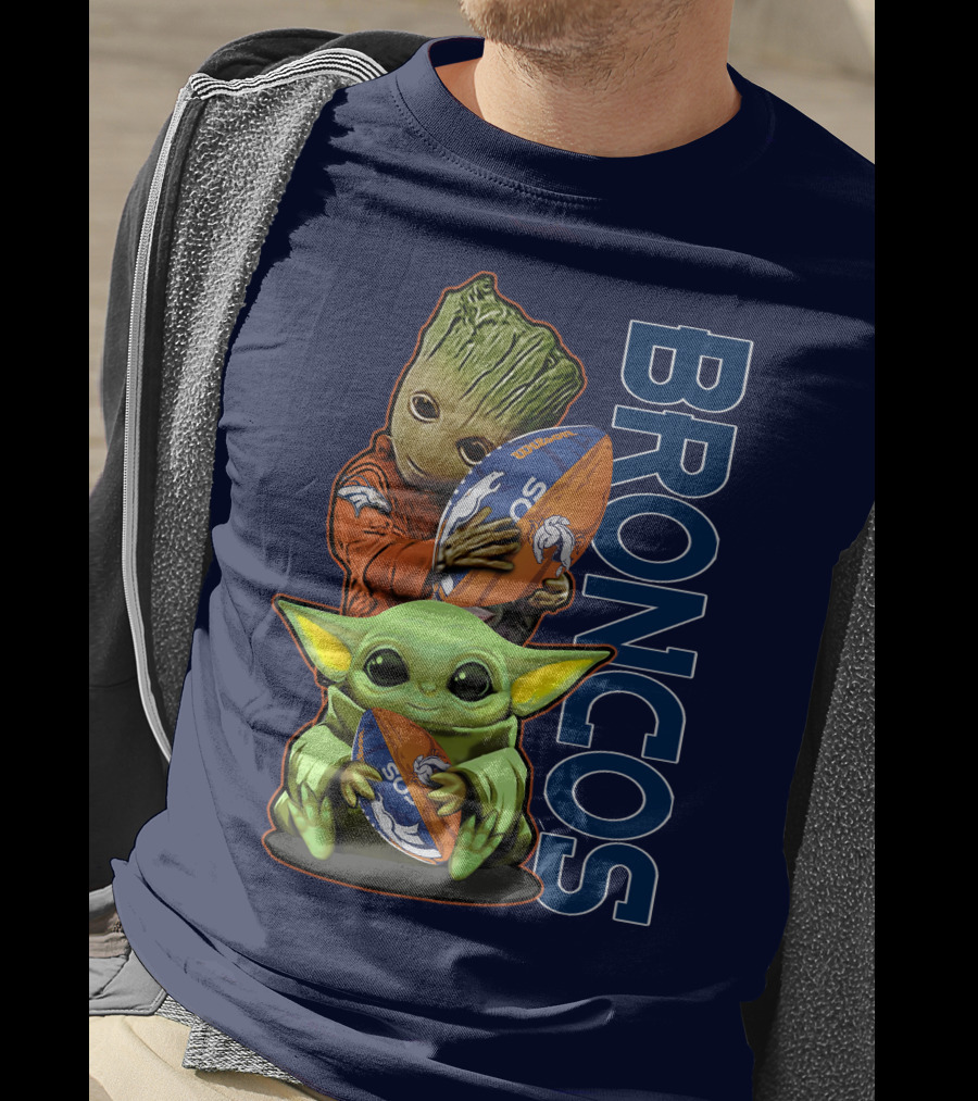 Grzd Denver Broncos Groot And Baby Yoda Holding Broncos Football T-Shirt