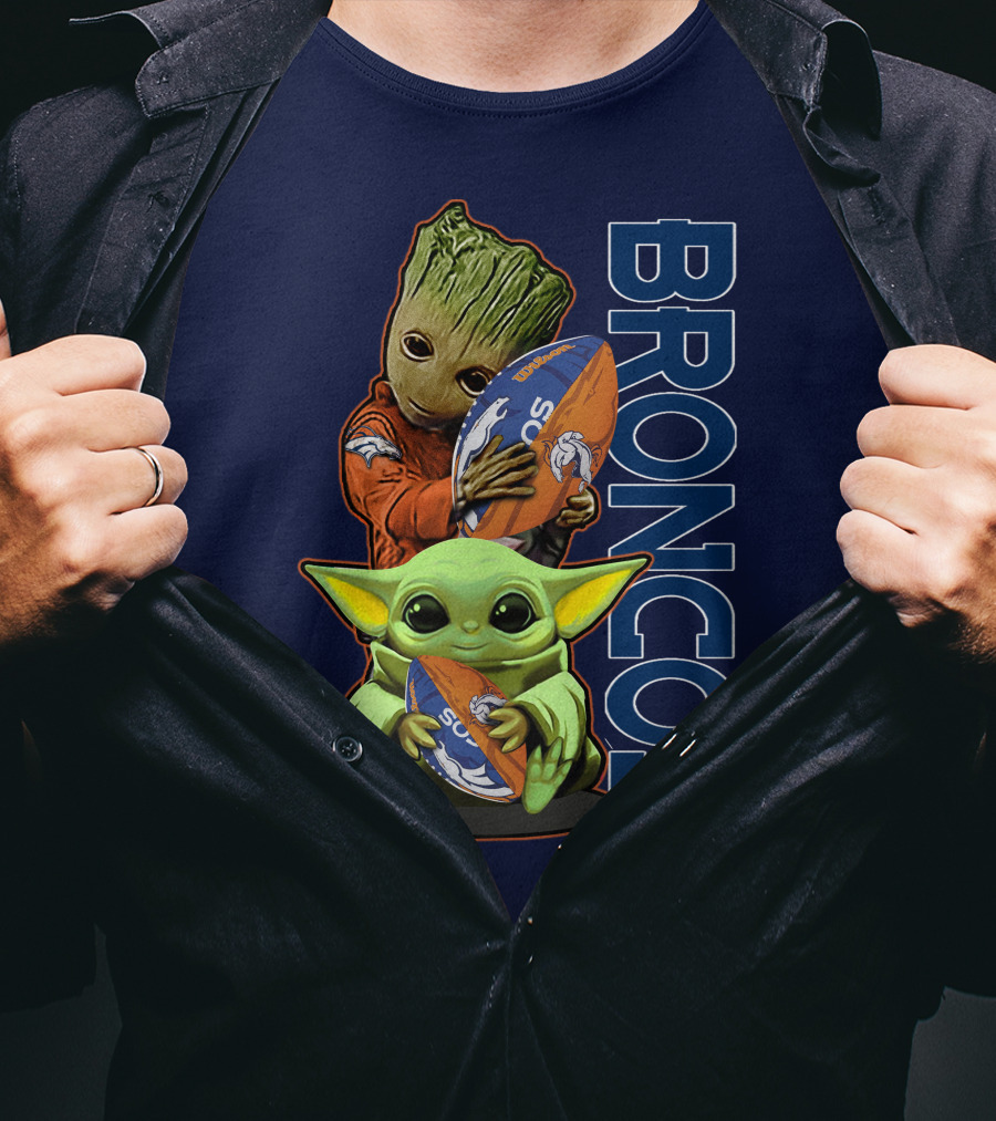 Grzd Denver Broncos Groot And Baby Yoda Holding Broncos Football T-Shirt
