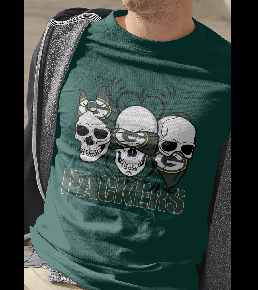 Packers Three Skulls With Green Bay Bandanas T-Shirt