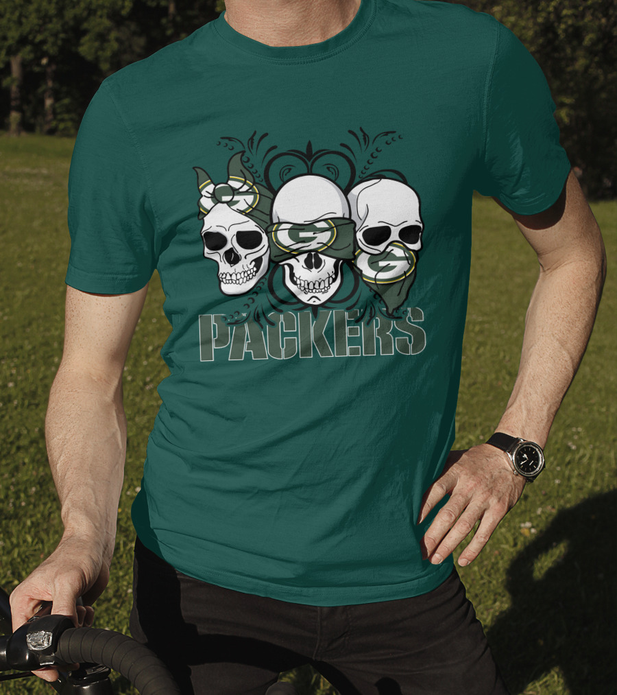 Packers Three Skulls With Green Bay Bandanas T-Shirt