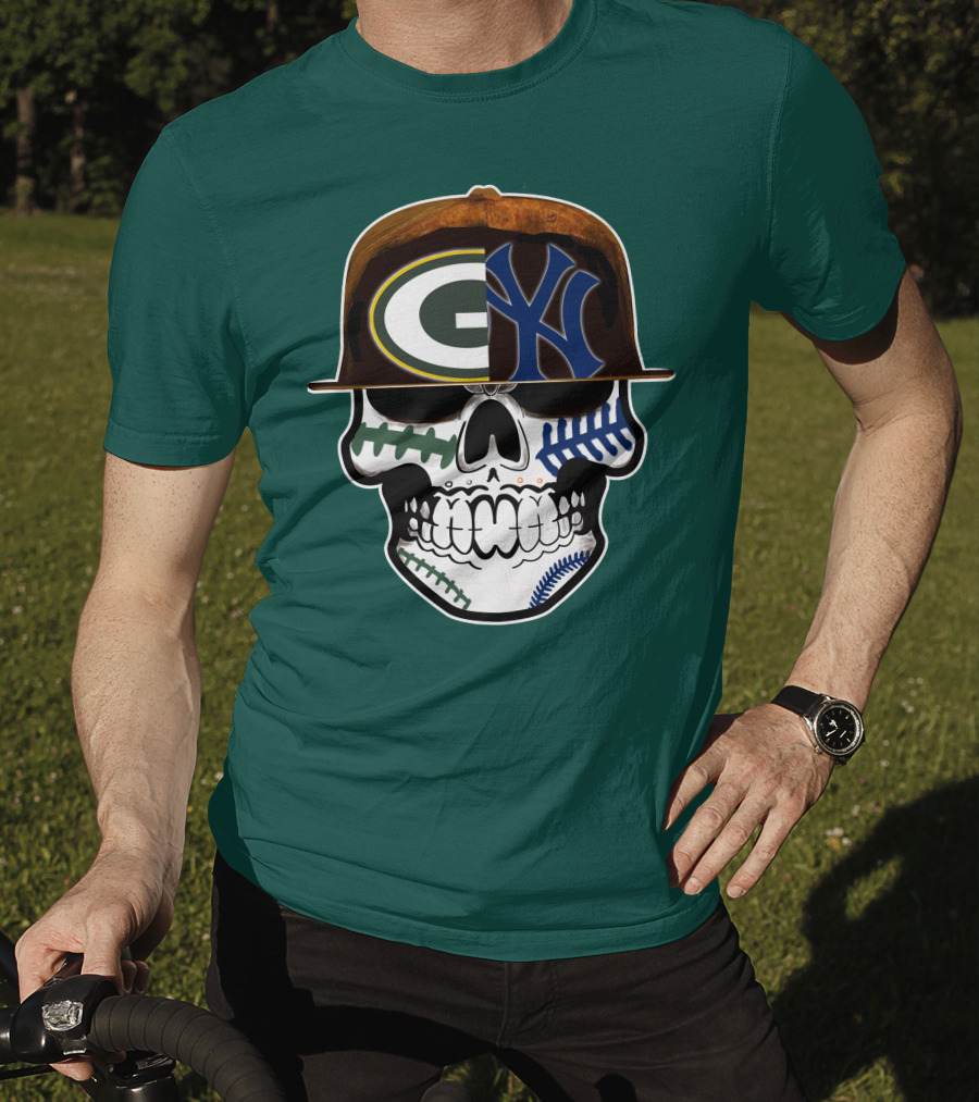 Green Bay Packers New York Yankees Split Skull Cap T-Shirt