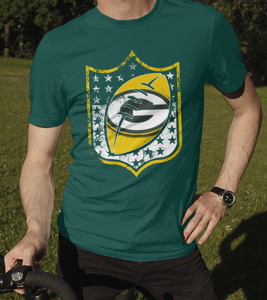 Green Bay Packers 33 Vintage Shield Football T-Shirt