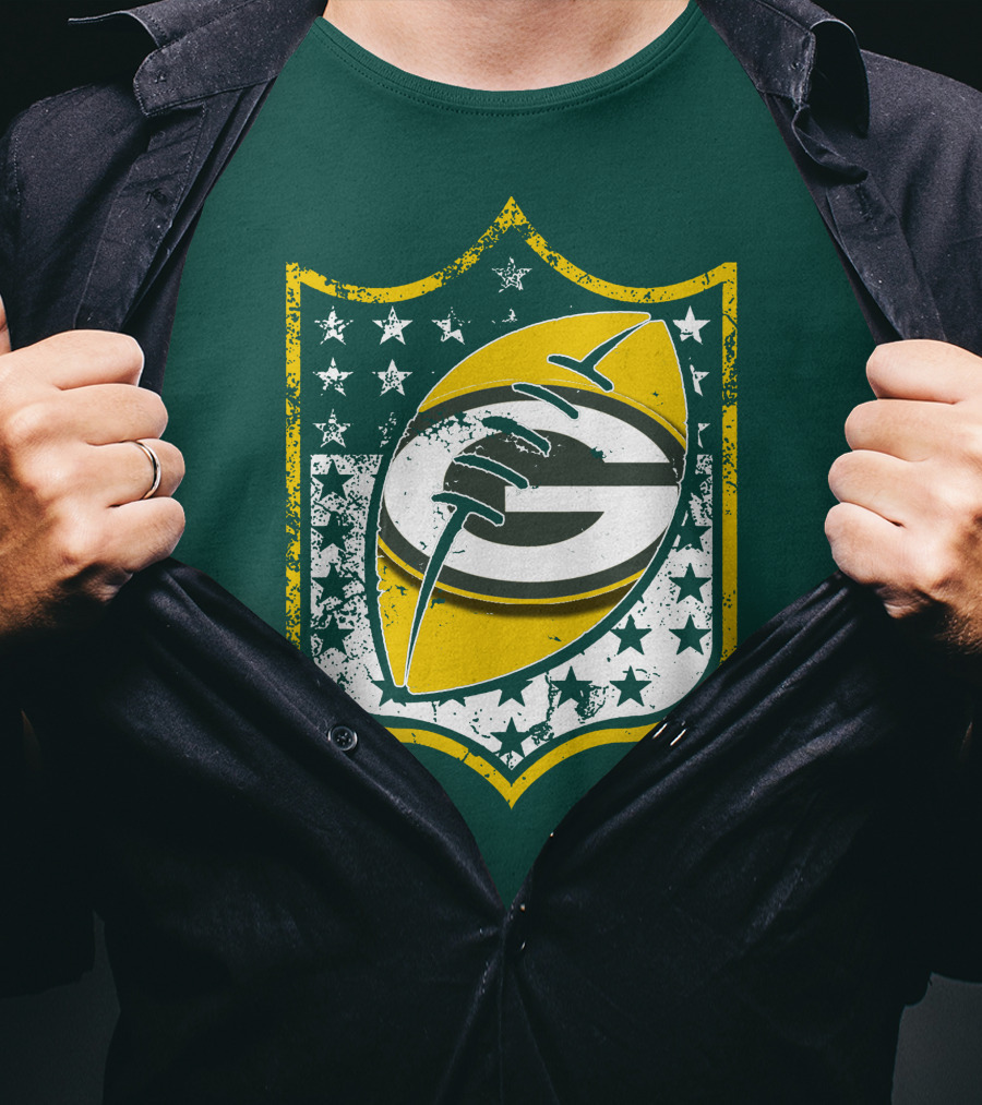 Green Bay Packers 33 Vintage Shield Football T-Shirt