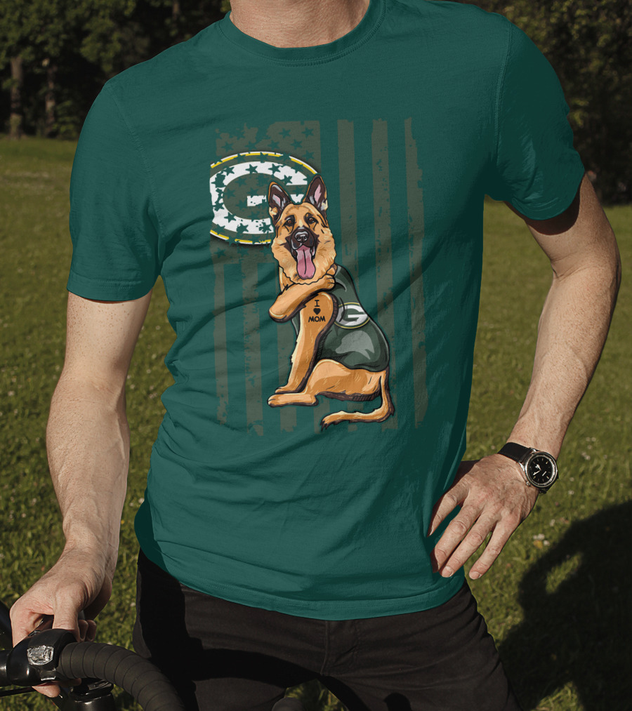 German Shepherd I Love Mom Green Bay Packers Fan T-Shirt