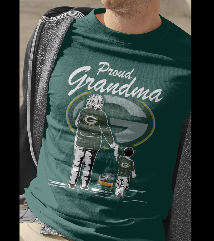 Proud Grandma Green Bay Packers Family Logo Scene T-Shirt