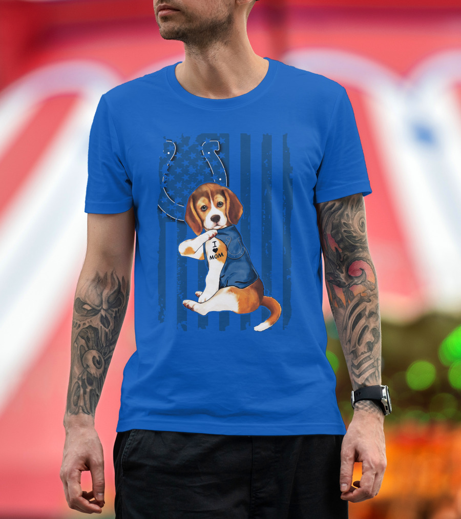 Beagle Wearing I Love Mom Indianapolis Colts Shirt with Horseshoe T-Shirt