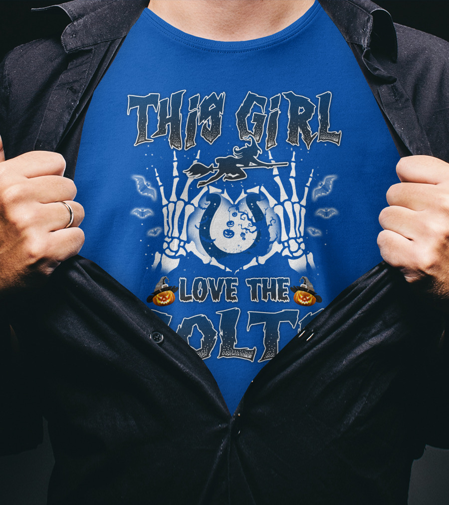 This Girl Love The Colts Halloween Skeleton Hands Pumpkin T-Shirt