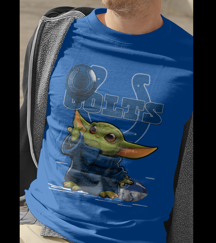 Colts Yoda Holding Horseshoe Balloon And Football T-Shirt