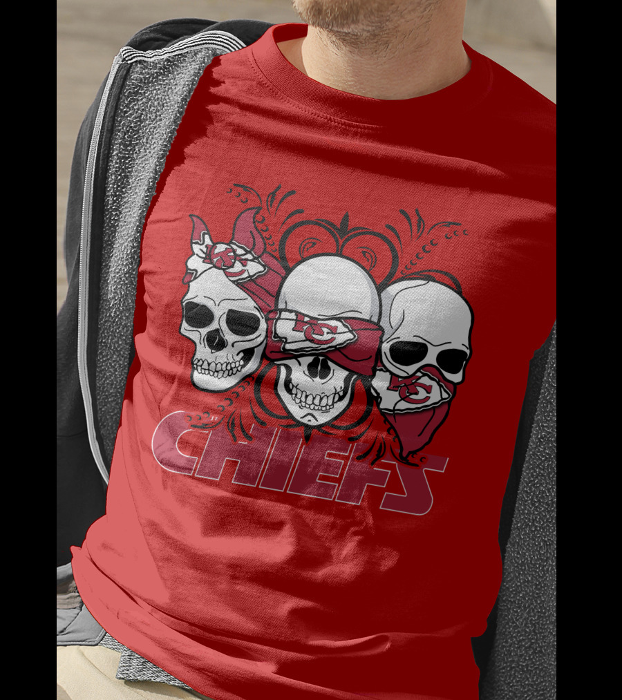 Kansas City Chiefs 3 Skull Bandanas T-Shirt