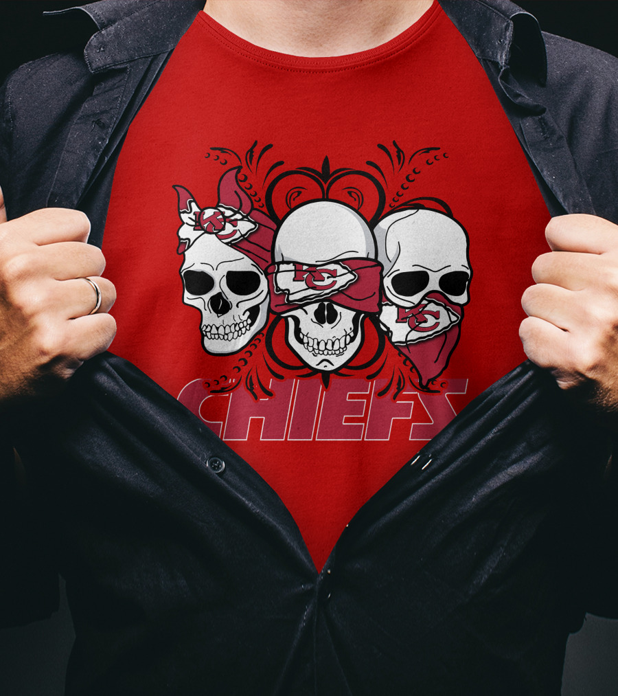 Kansas City Chiefs 3 Skull Bandanas T-Shirt