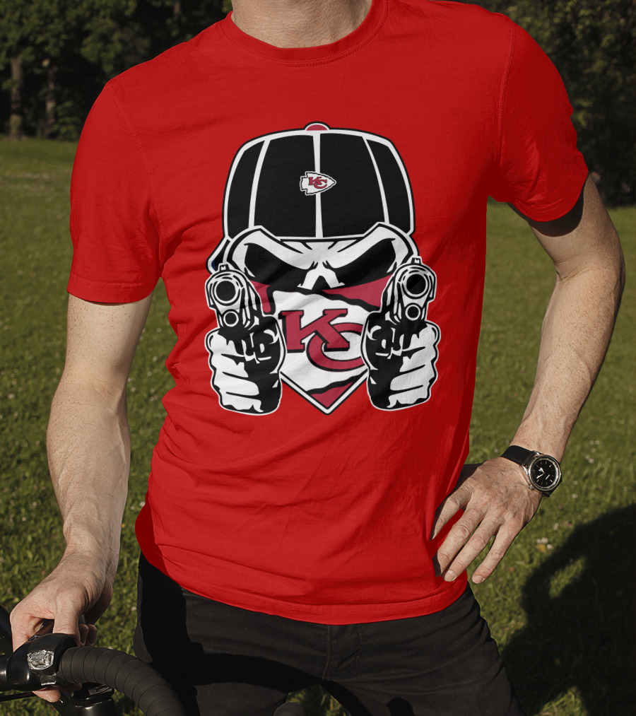 Kansas City Chiefs Bold Skull Logo Showdown T-Shirt
