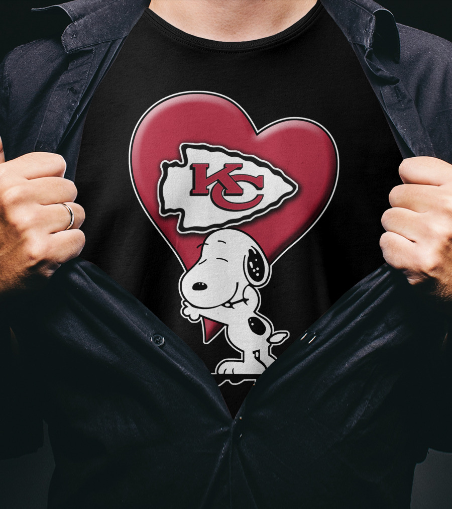 Snoopy Kansas City Chiefs Heart T-Shirt