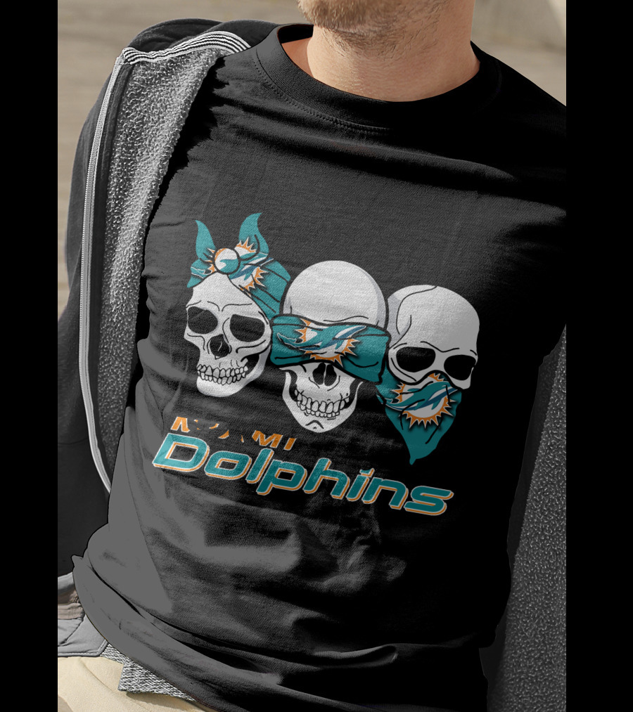 3 Skull Miami Dolphins T-Shirt