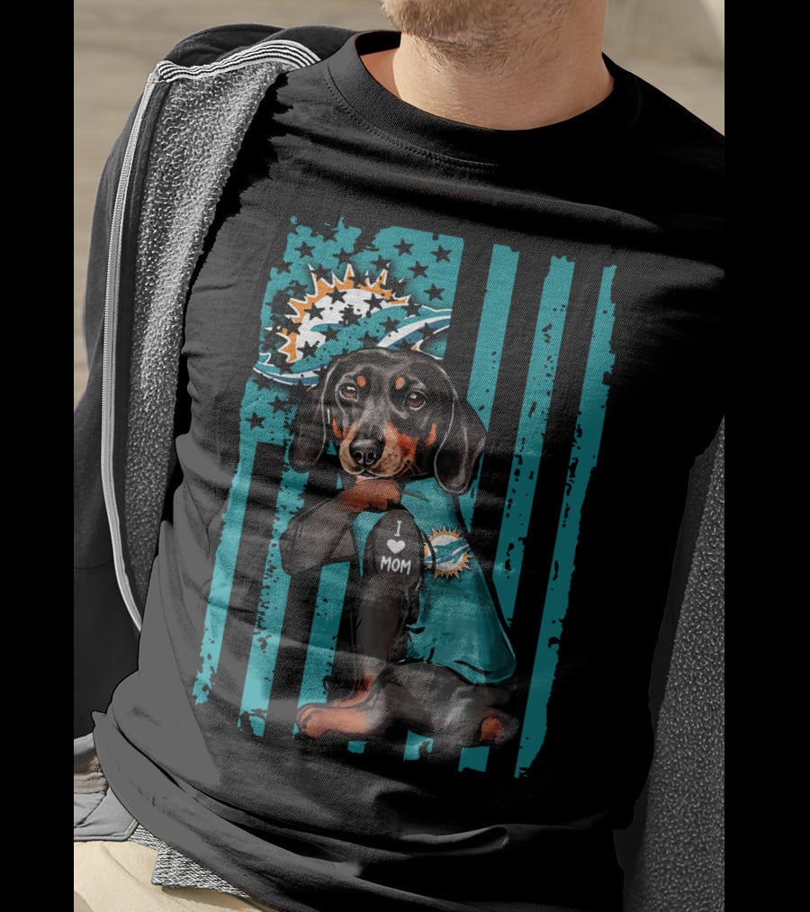 Dachshund I Love Mom Miami Dolphins Nfl Team Fan Dog And Flag T-Shirt