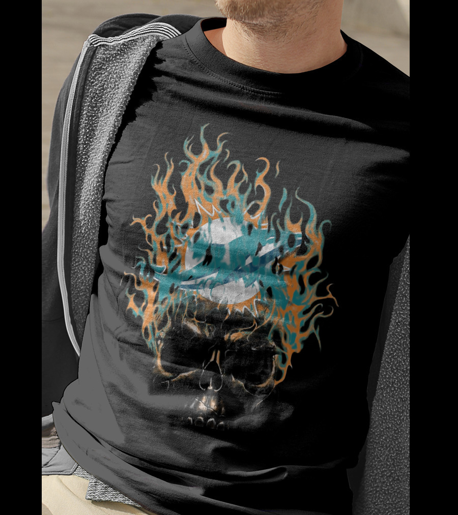 Miami Dolphins Flaming Skull Logo 38 T-Shirt