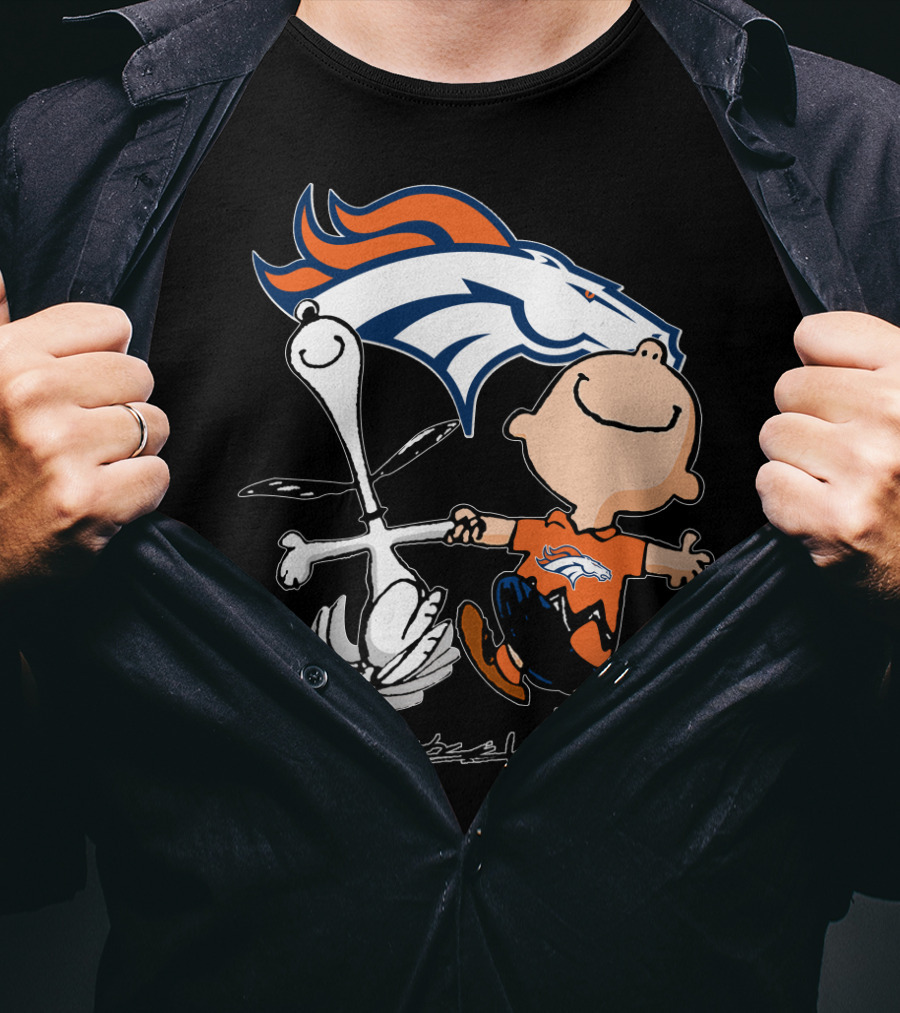 Snoopy Charlie Brown Dancing With Denver Broncos T-Shirt