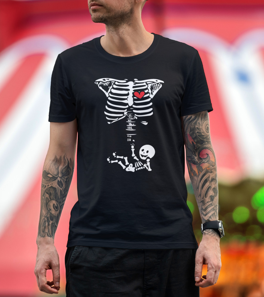 Pregnancy Skeleton with Baby and Heart Halloween T-Shirt