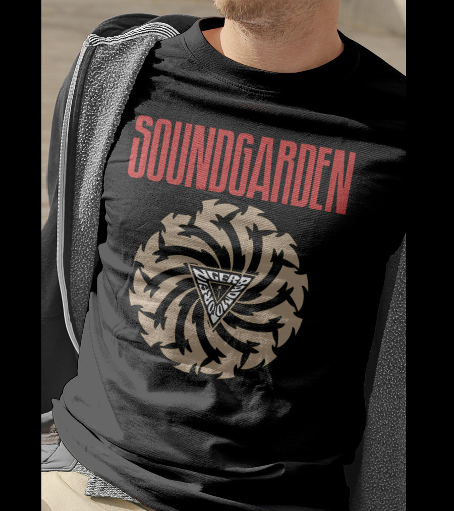 Soundgarden Badge Black Hole Sun Aesthetics T-Shirt